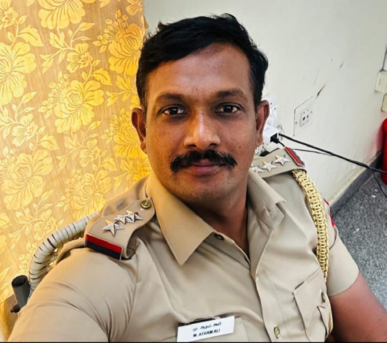 பல்வேறு வழக்குகளில் தொடர்புடைய பிரபல ரவுடி  தப்ப முயன்ற போது சுட்டுப்பிடித்த ஆய்வாளர்!
