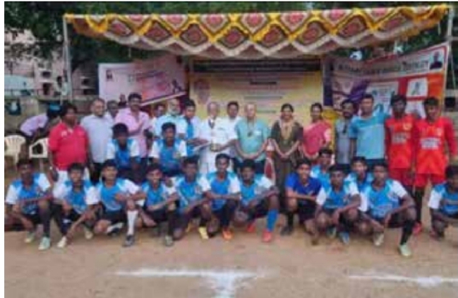 மாவட்ட அளவிலான பள்ளிகளுக்கிடையேயான கால்பந்து  போட்டியில் திண்டுக்கல் மரியன்னை பள்ளி முதலிடம் பிடித்தது!
