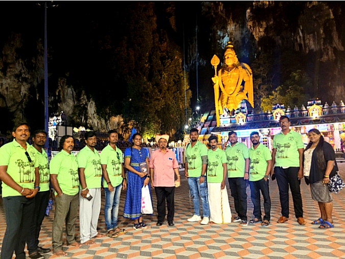 மலேசியா தமிழர்களிடம் பனை விதை ஒப்படைப்பு மற்றும் பனை மரம் விழிப்புணர்வு