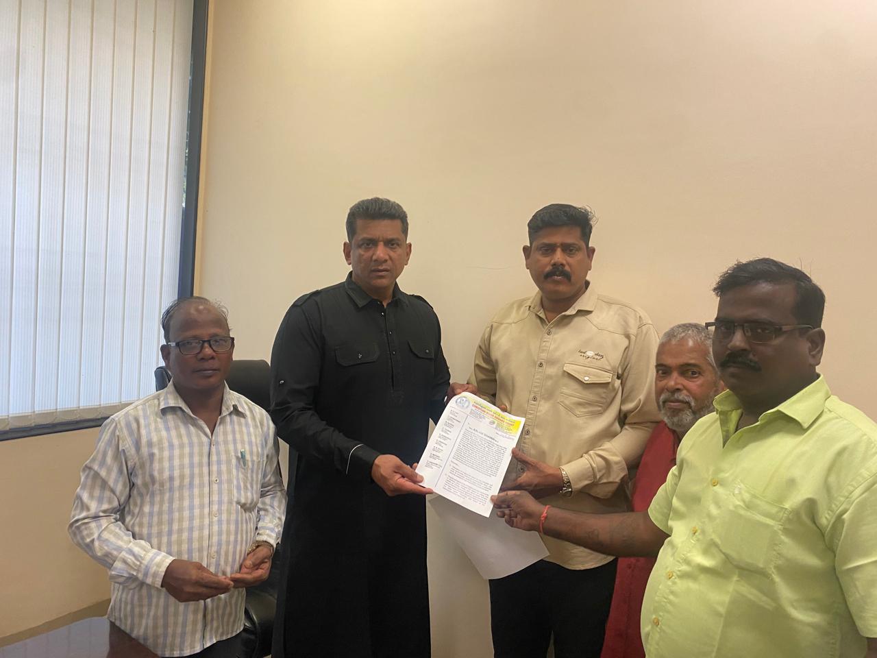 காங்கிரஸ் வேட்பாளர் MLA அஸ்லம் சேக் அவர்களிடம் மனு அளிக்கப்பட்டது.