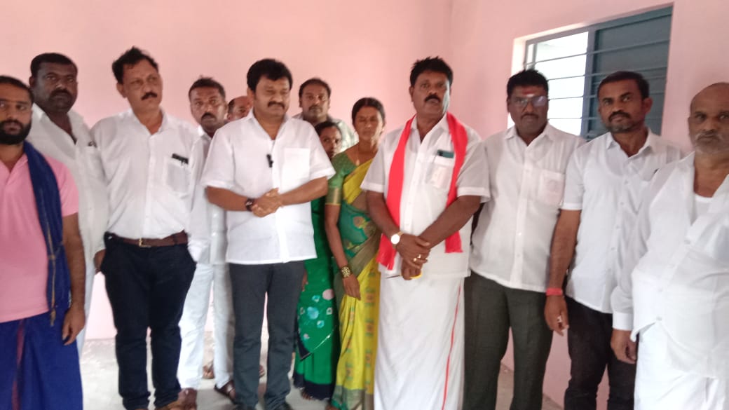 ஜக்கேரி ஊராட்சியில் 48 லட்ச ரூபாய் செலவில் வளர்ச்சிப் பணிகளுக்கு MLA பூமி பூஜை செய்து பணிகளை தொடங்கி வைத்தார்!
