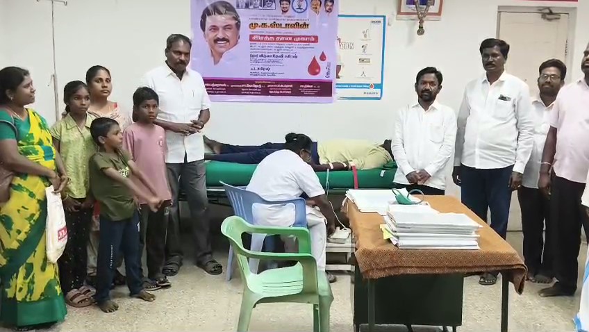 மு.க. ஸ்டாலின் பிறந்தநாளை முன்னிட்டு கேர் பவுண்டேஷன் சார்பில் ரத்ததான முகாம் நடைபெற்றது